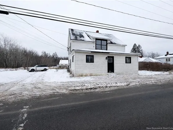 149 Main St, Minto, NB E4B 3M4