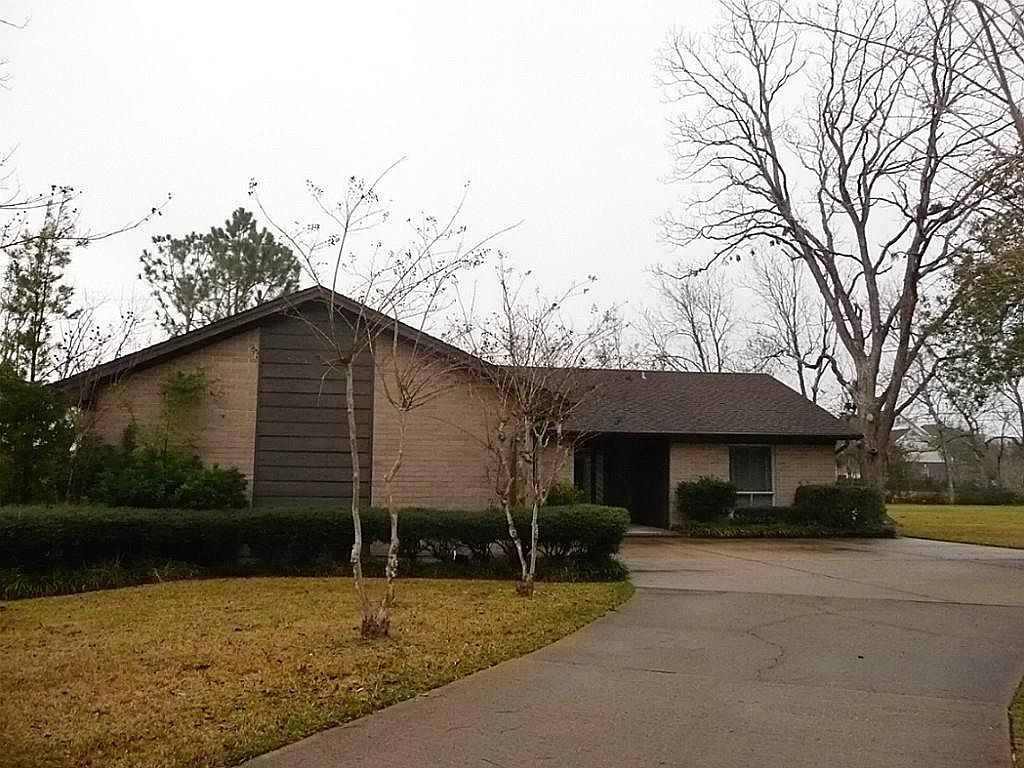 1114 Pecan Cir, Taylor Lake Village, TX 77586 Zillow