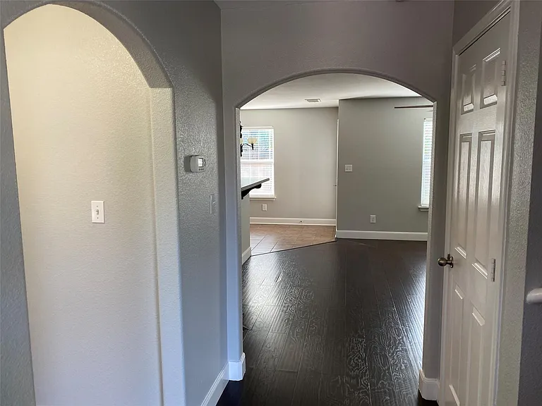 4500 Secure Ln — Photo 2