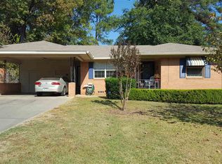 1001 Glencrest Ln, Longview, TX 75601