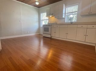 15848 Lake Iola Rd APT 4, Dade City, FL 33523