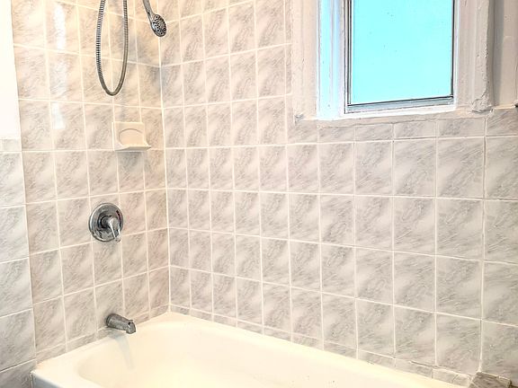 5th image of 3120 Brighton 5 St #1H