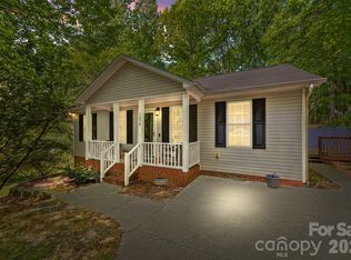 124 Stately Pines Dr, Troutman, NC 28166