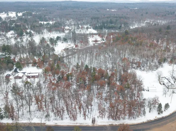 Rainbow Ln, Lyndon Station, WI 53944