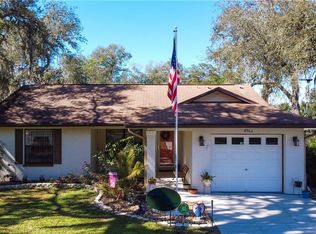 4963 Flamingo Ln, Dade City, FL 33523