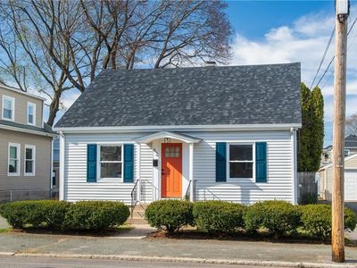62 Cameron St, Pawtucket, RI, 02861