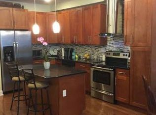 1619 Carpenter St, Philadelphia, PA 19146