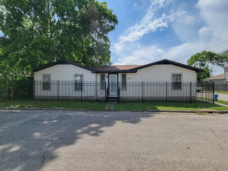3416 Europa St — Photo 1