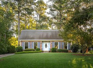 62 Clarendon Ave, Avondale Estates, GA 30002