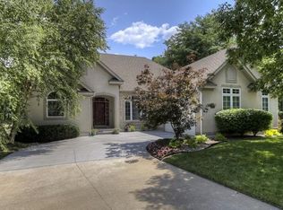 2130 SW Park Ave, Blue Springs, MO 64014