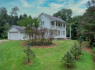 13442 Wardeska Ln, Cambridge, OH 43725