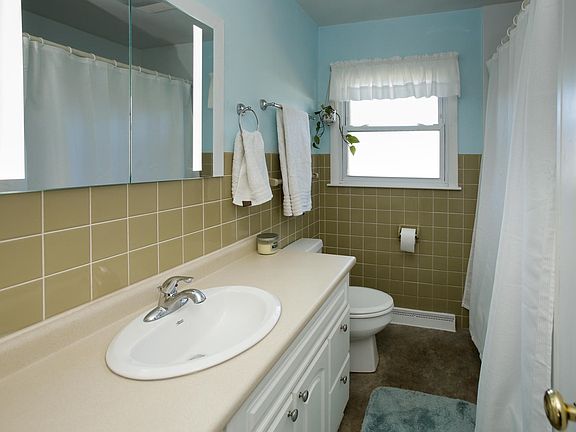 1413 sunnyfield rd-113