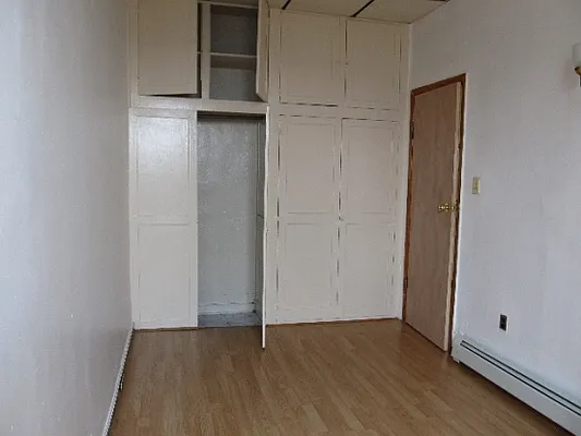 Rented by FlatFinders Realty | media 28