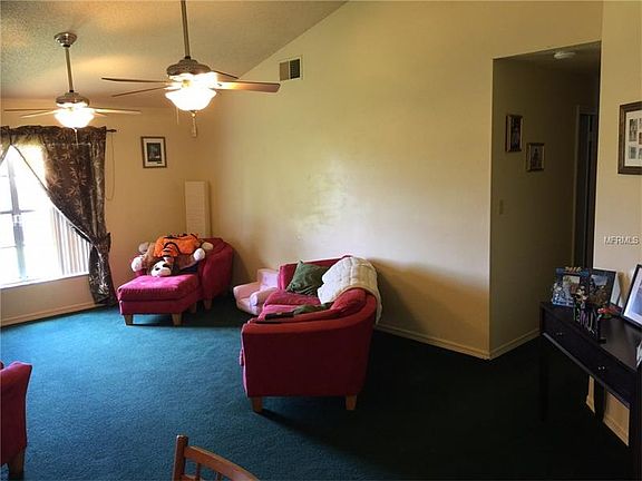 3rd image of 108 Candlewood Ct