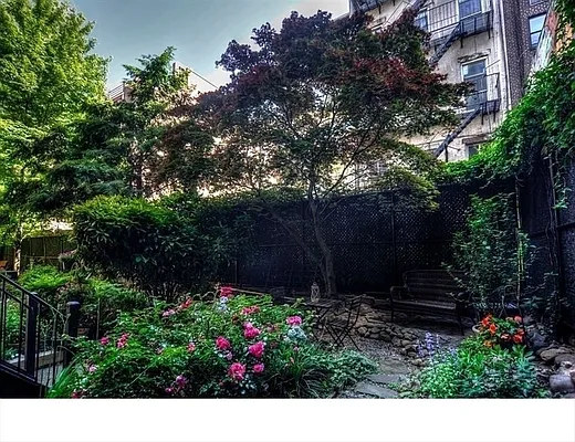 Sold by Corcoran | media 8