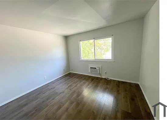 917 Carro Dr #4 — Photo 7