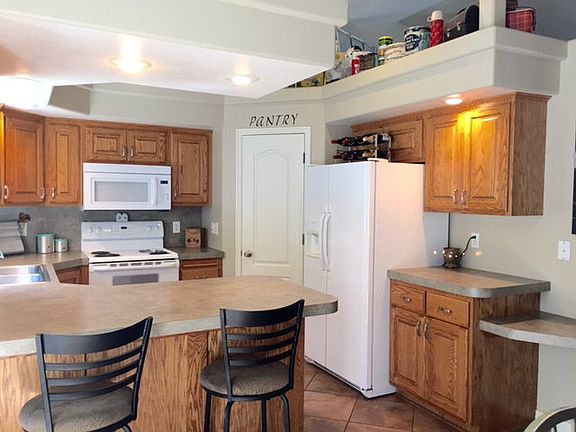 5th image of 2906 N Bliss Dr