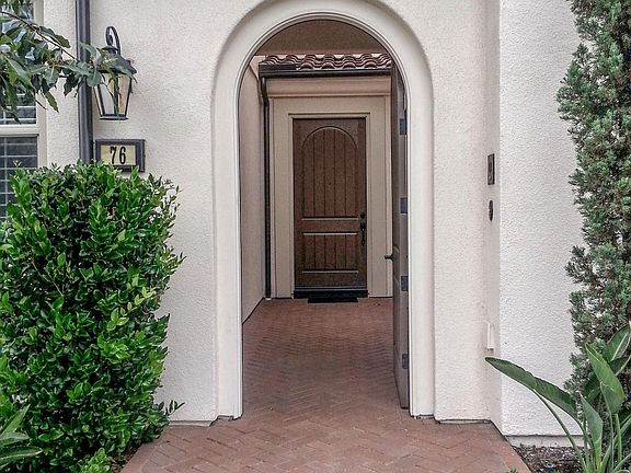 Front Entrance (Walkway)