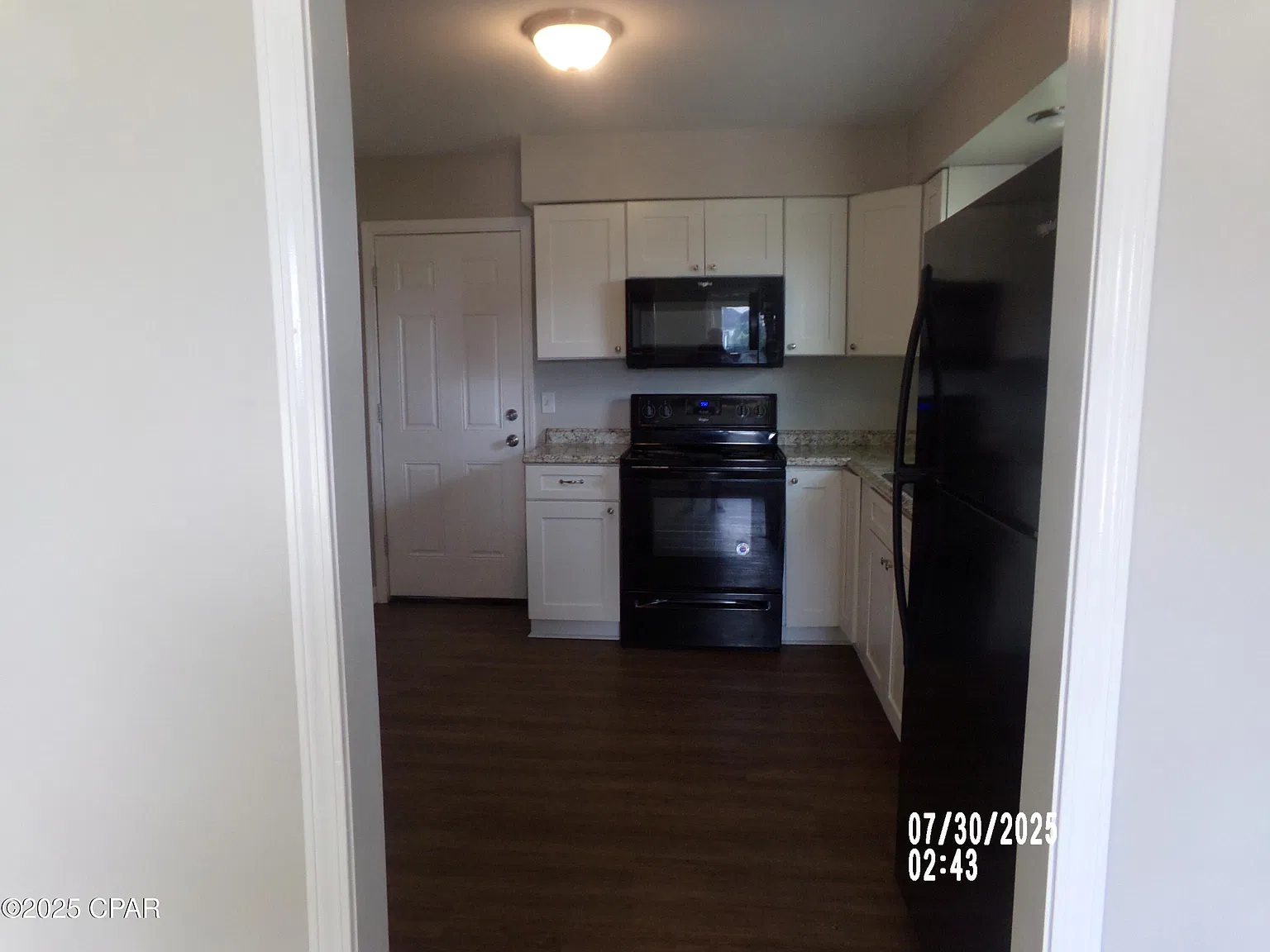 2 bed, 900 sqft, $1,000 — Photo 3
