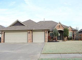 3012 Elmo Way, Moore, OK 73160