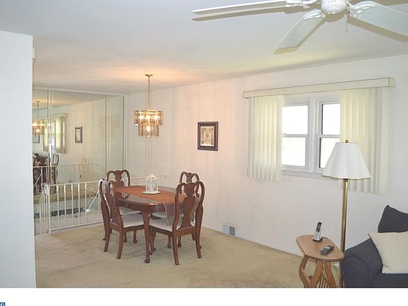 3rd image of 3643 N Clearwater Ln