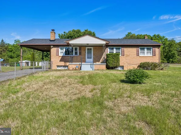 4745 Duffield Rd, White Plains, MD 20695