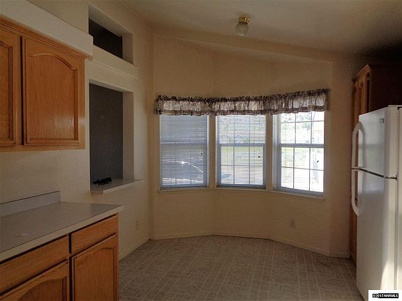 3rd image of 18 Santa Sophia Dr