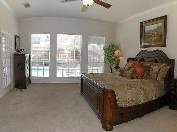 4th image of 4589 Penbrook Ct