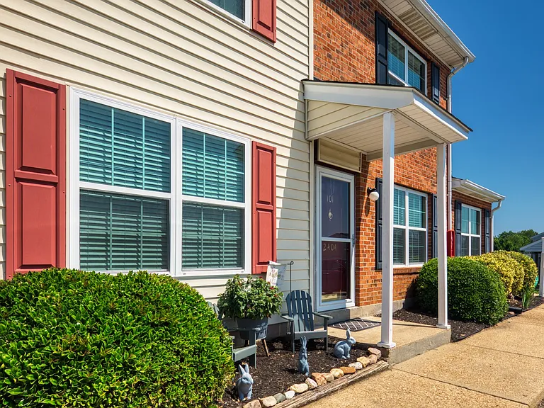 Yorkview Apartments — Photo 21