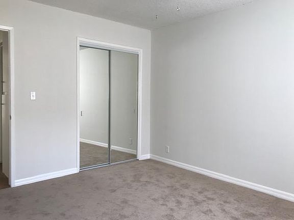 4th image of 7635 Hampton Ave #T4bygcmhp