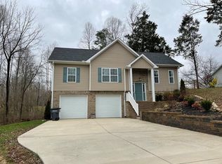 1565 Lake Villa Cir, Cookeville, TN 38506
