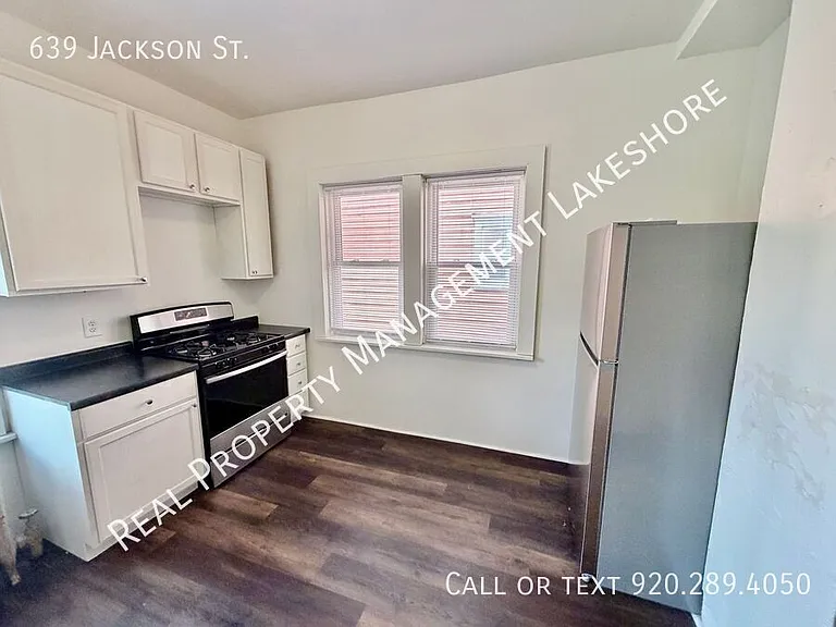 639 Jackson St — Photo 36