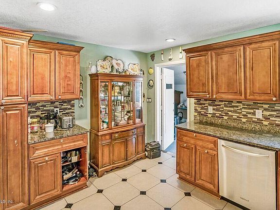 4th image of 8048 Napo Dr