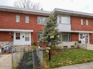 4836 Kirk St APT B, Skokie, IL 60077