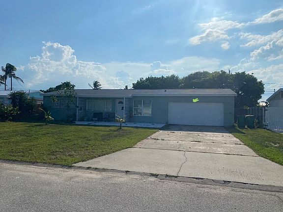 3rd image of 160 Herron Dr