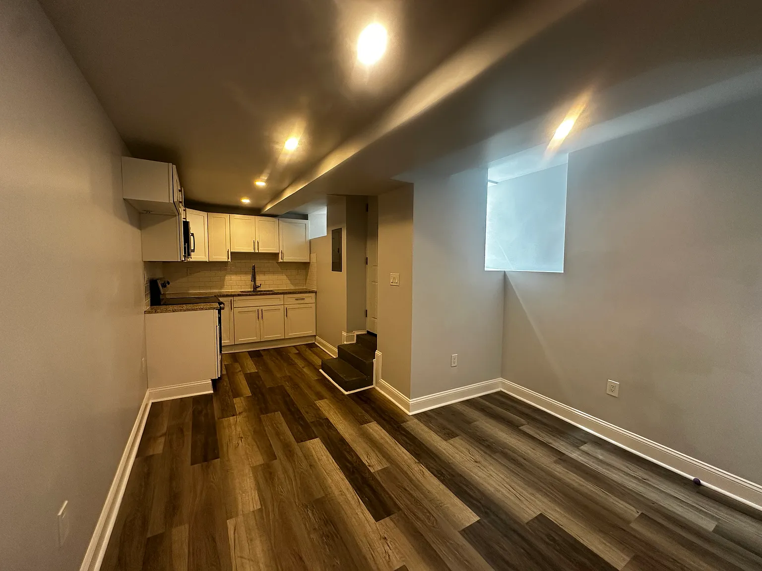 Studio, 600 sqft, $850 — Photo 3