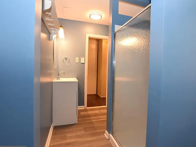 53 Odaniel Ave — Photo 15