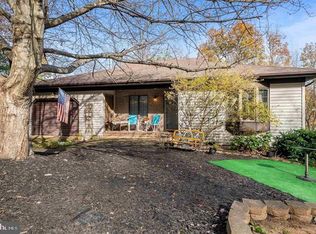 702 Flower Dr, Mcgaheysville, VA 22840