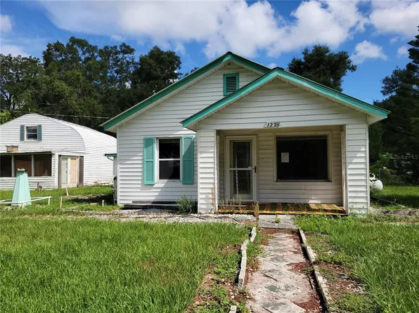 1225 Liberty Ave, Mount Dora, FL 32757