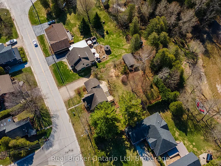 303022 Grey Ave #15 — Photo 32