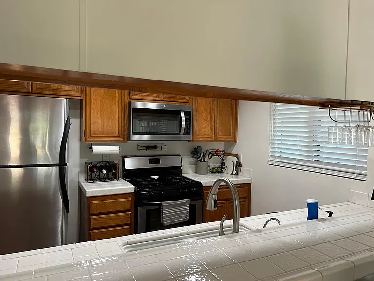 4942 Sawyer Ave — Photo 7
