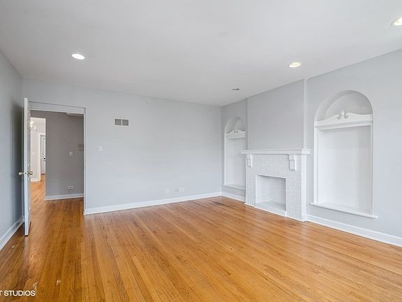 5th image of 5506 N Campbell Ave