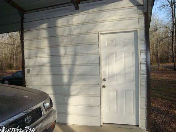 5th image of 104 Crystal Creek Ct