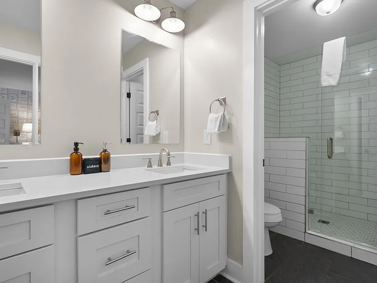 849 Cherokee Ave #10 — Photo 20