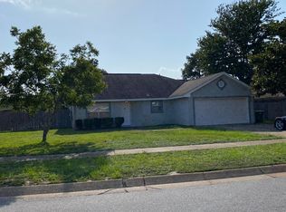 2305 Orion Lake Dr, Navarre, FL 32566