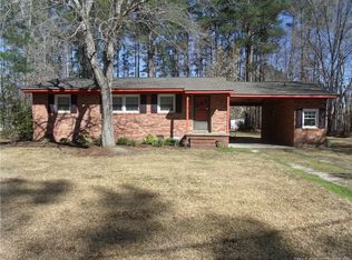 258 Stonecoal Dr, Fayetteville, NC 28311