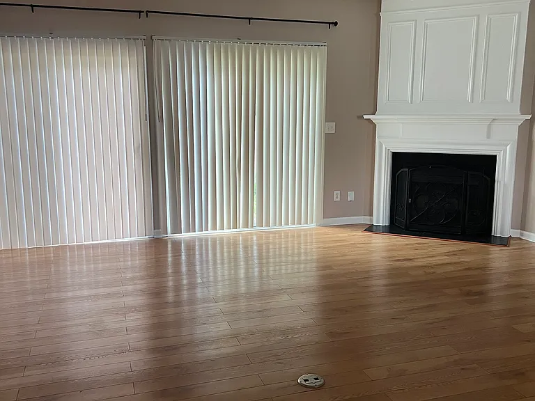 livingroom with fireplace