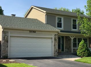 5S748 Meadow Lake Dr, Naperville, IL 60540