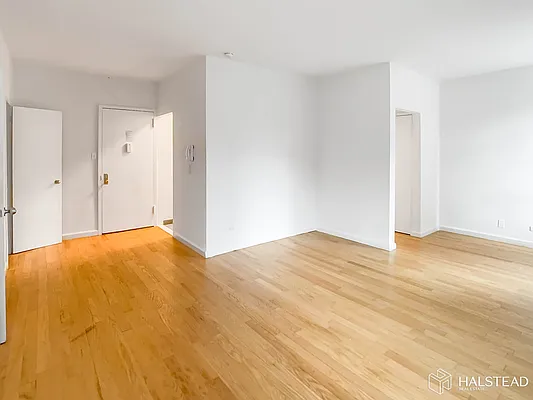 Rented by Halstead Real Estate | media 14