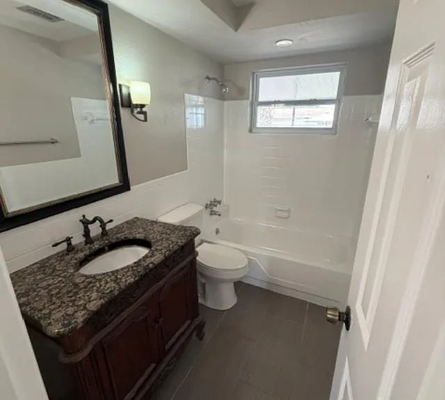 1051 Maybury Dr — Photo 4